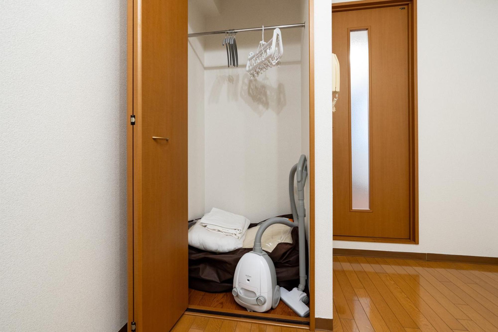 Apartment Verono Shinsaibashi East *